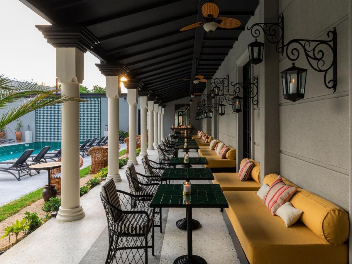 Esquisse Design Hotel Telavi Bagian luar foto