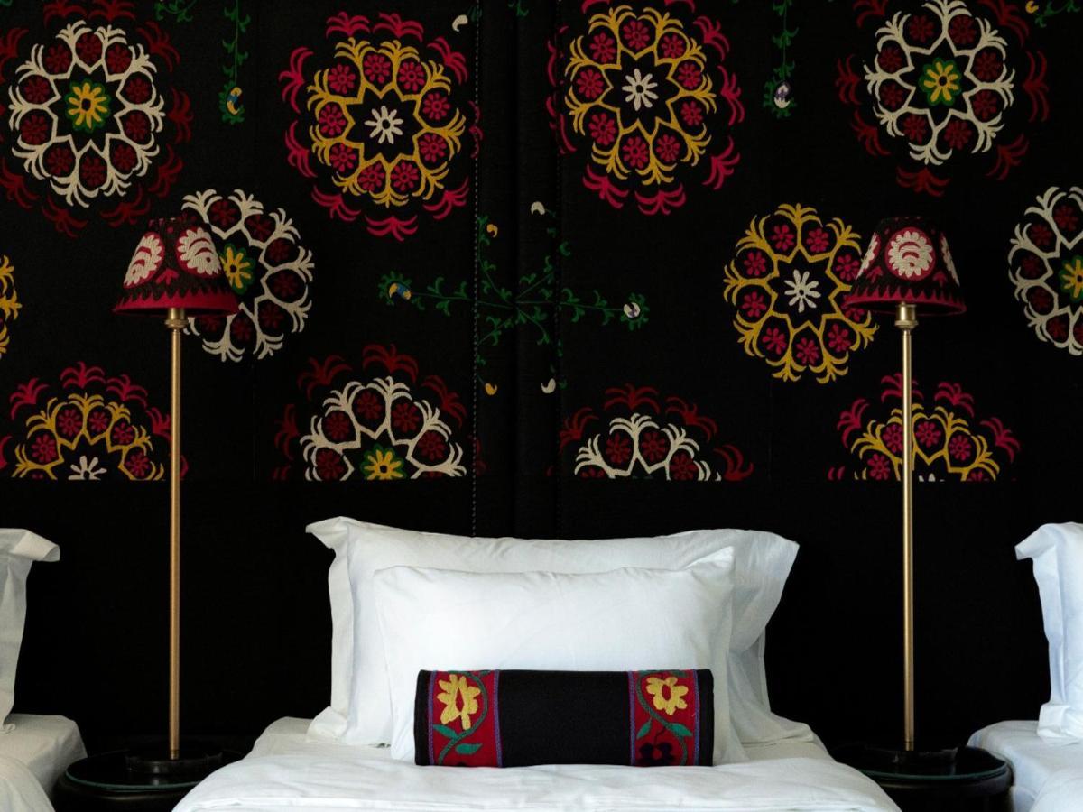 Esquisse Design Hotel Telavi Bagian luar foto